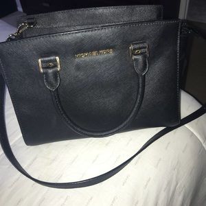 Black Michael Kors Selma